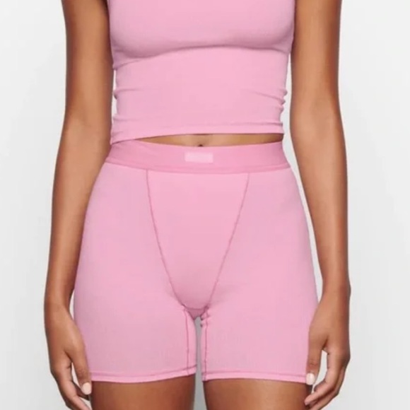 SKIMS Cotton Rib Boxer Bubblegum Pink - Picture 3 of 5